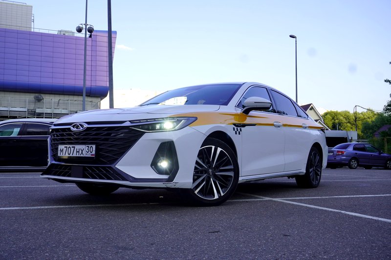 Chery Arrizo 8